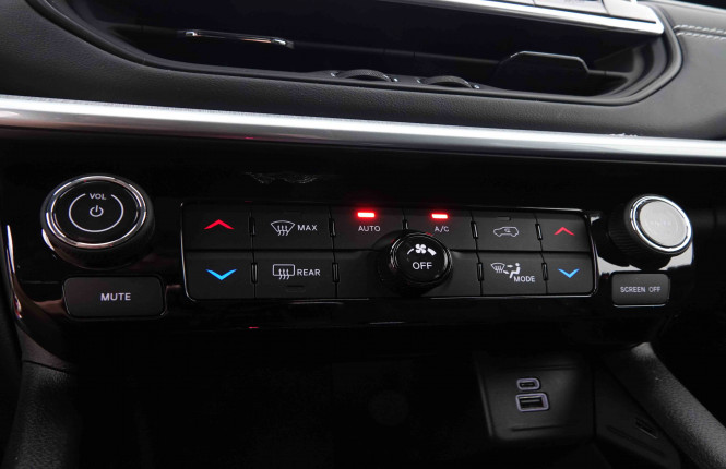JEEP_JEEP_COMPASS_2548965_16.jpg