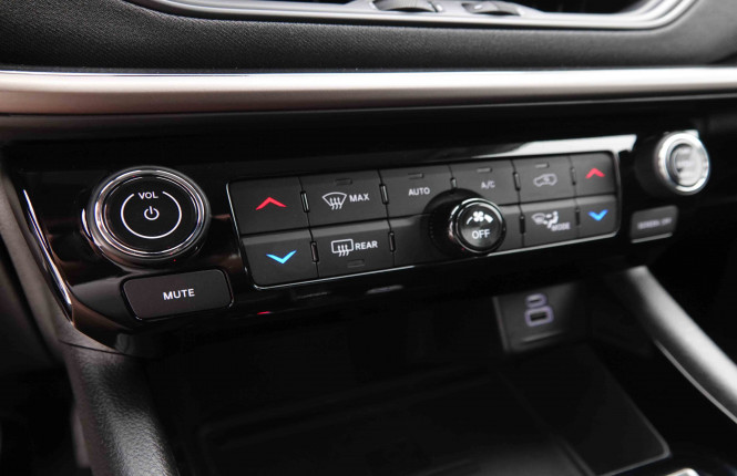 JEEP_JEEP_COMPASS_2549400_14.jpg