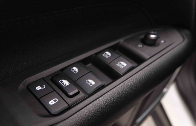 JEEP_JEEP_COMPASS_2549401_21.jpg