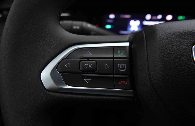 JEEP_JEEP_COMPASS_2550108_20.jpg