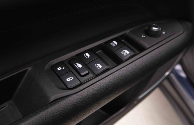 JEEP_JEEP_COMPASS_2550418_18.jpg JEEP_JEEP_COMPASS_2550418_18.jpg