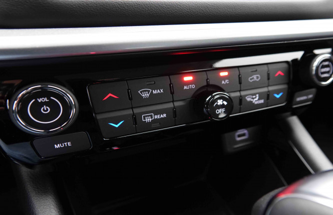 JEEP_JEEP_COMPASS_2551567_12.jpg JEEP_JEEP_COMPASS_2551567_12.jpg