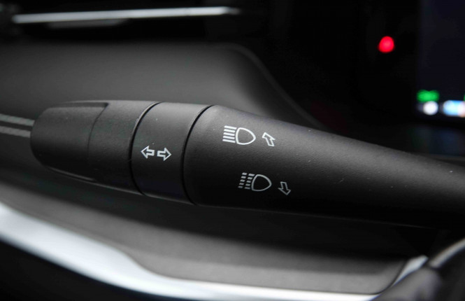 JEEP_JEEP_COMPASS_2551569_14.jpg JEEP_JEEP_COMPASS_2551569_14.jpg