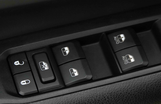 JEEP_JEEP_COMPASS_2652457_20.jpg