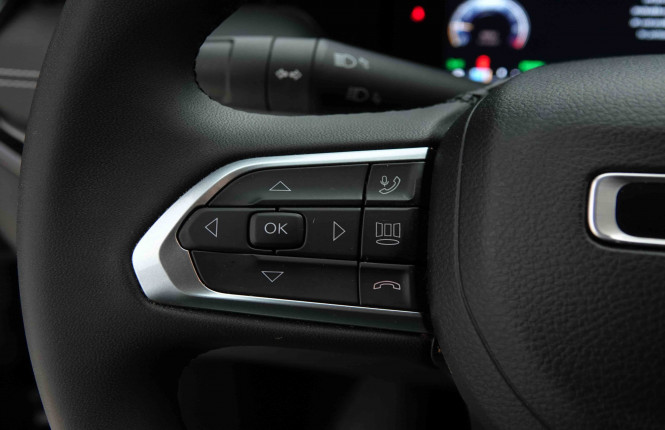 JEEP_JEEP_COMPASS_2652707_17.jpg
