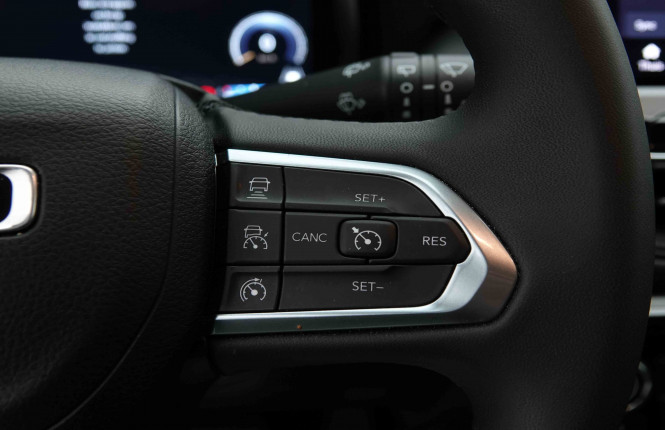JEEP_JEEP_COMPASS_2652707_18.jpg