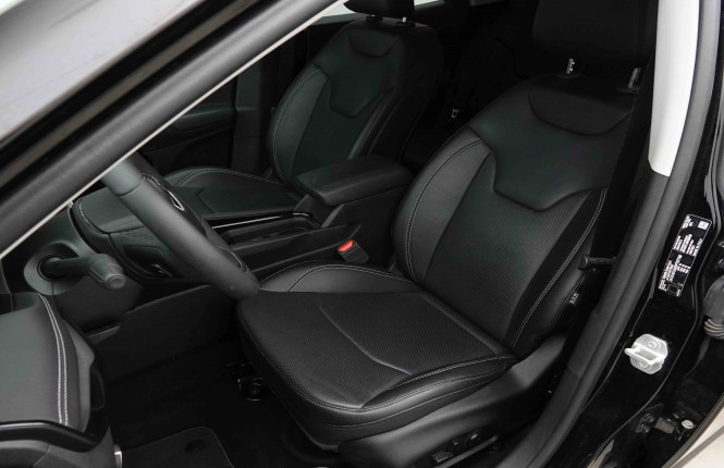 JEEP_JEEP_COMPASS_2652710_6.jpg JEEP_JEEP_COMPASS_2652710_6.jpg