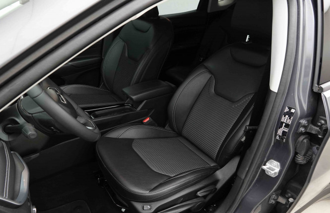 JEEP_JEEP_COMPASS_2653570_6.jpg