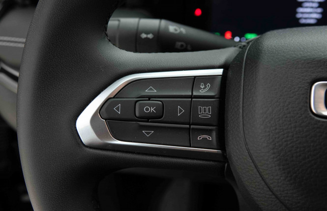 JEEP_JEEP_COMPASS_2653670_17.jpg