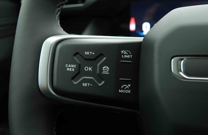 JEEP_JEEP_COMPASS_2653709_19.jpg