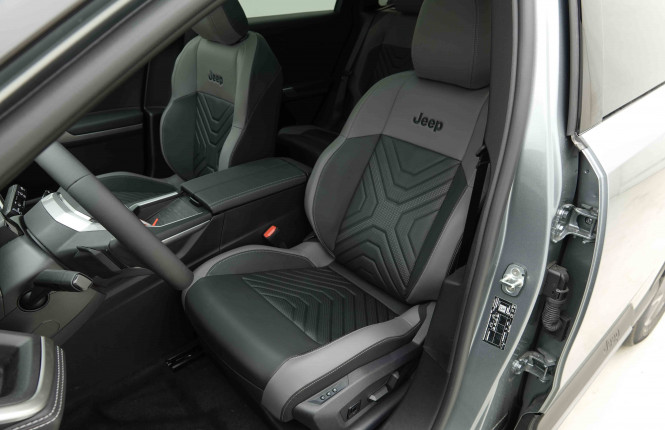 JEEP_JEEP_COMPASS_2653710_6.jpg