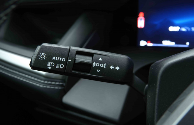 JEEP_JEEP_COMPASS_2653711_16.jpg