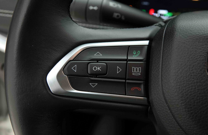 JEEP_JEEP_COMPASS_2653730_20.jpg