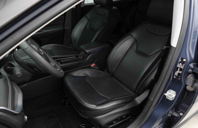 JEEP_JEEP_COMPASS_2653738_6.jpg
