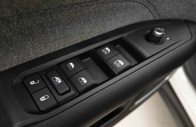 JEEP_JEEP_COMPASS_2654464_21.jpg JEEP_JEEP_COMPASS_2654464_21.jpg