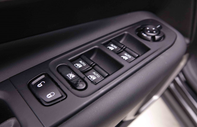 JEEP_JEEP_RENEGADE_2548920_21.jpg