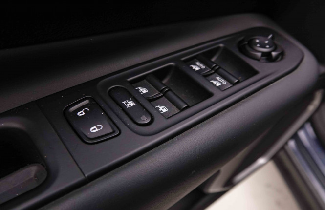 JEEP_JEEP_RENEGADE_2551125_18.jpg JEEP_JEEP_RENEGADE_2551125_18.jpg