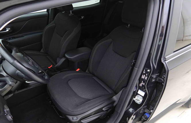 JEEP_JEEP_RENEGADE_2654666_6.jpg JEEP_JEEP_RENEGADE_2654666_6.jpg