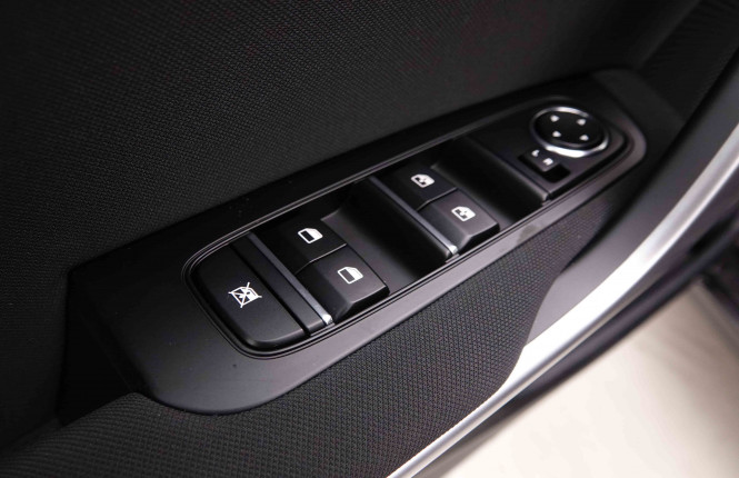 KIA_KIA_CEED SW_2551068_20.jpg KIA_KIA_CEED SW_2551068_20.jpg