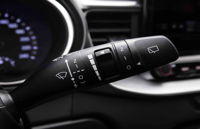 KIA_KIA_CEED SW_2551069_16.jpg KIA_KIA_CEED SW_2551069_16.jpg