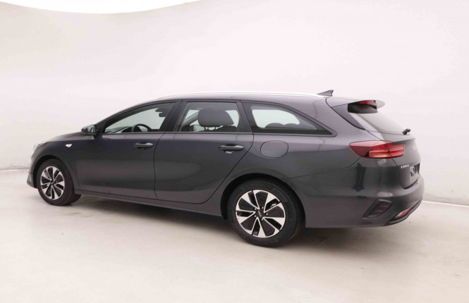 KIA_KIA_CEED SW_2551069_25.jpg KIA_KIA_CEED SW_2551069_25.jpg