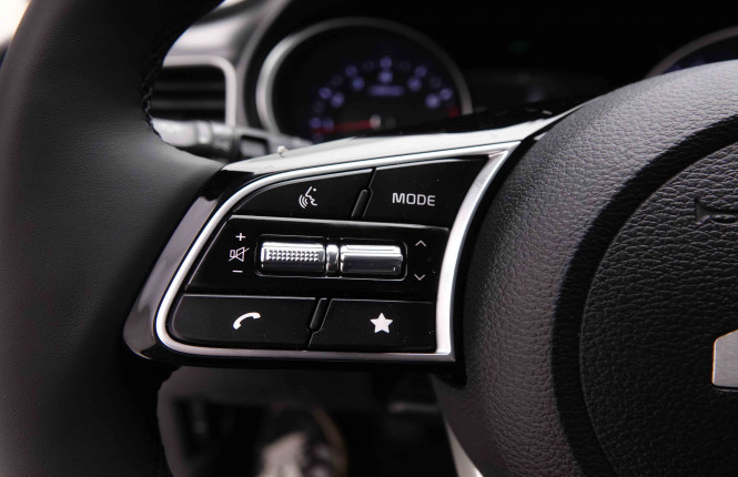 KIA_KIA_CEED SW_2551070_17.jpg KIA_KIA_CEED SW_2551070_17.jpg