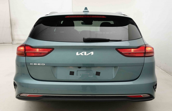 KIA_KIA_CEED SW_2654478_27.jpg KIA_KIA_CEED SW_2654478_27.jpg
