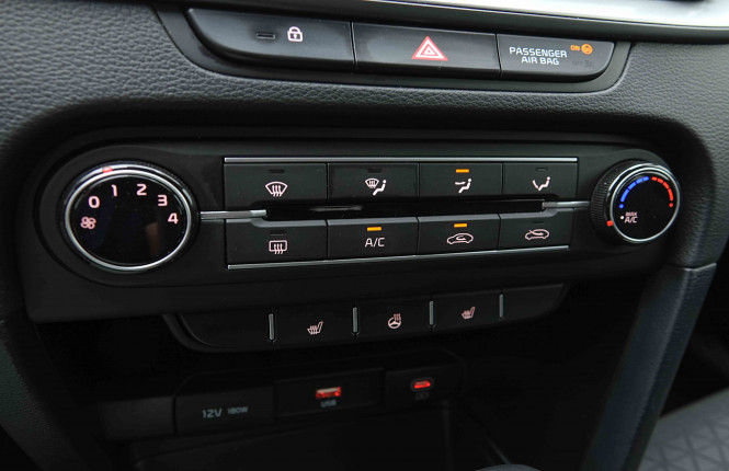 KIA_KIA_CEED SW_2654936_12.jpg
