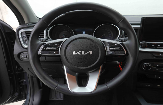 KIA_KIA_CEED SW_2654936_8.jpg