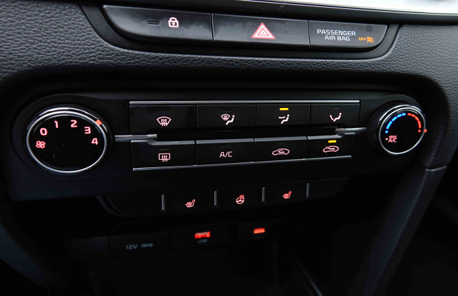 KIA_KIA_CEED SW_2655273_13.jpg KIA_KIA_CEED SW_2655273_13.jpg