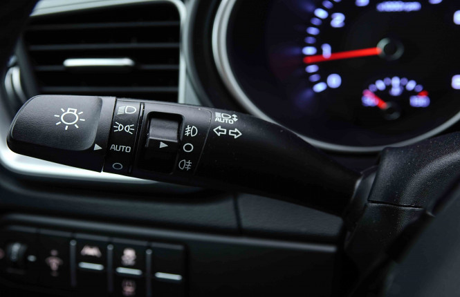 KIA_KIA_CEED SW_2655273_16.jpg KIA_KIA_CEED SW_2655273_16.jpg