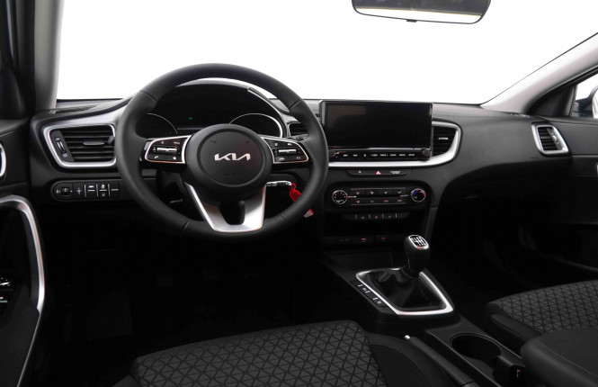 KIA_KIA_CEED_2551099_7.jpg