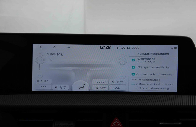 KIA_KIA_EV6_2551645_14.jpg KIA_KIA_EV6_2551645_14.jpg