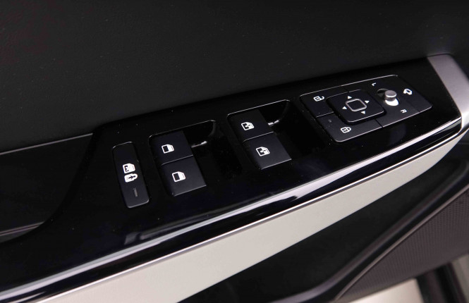 KIA_KIA_EV6_2551645_22.jpg KIA_KIA_EV6_2551645_22.jpg