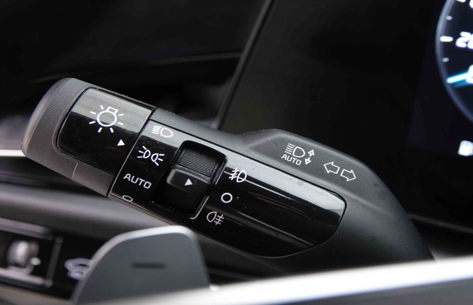 KIA_KIA_NIRO_2446396_18.jpg