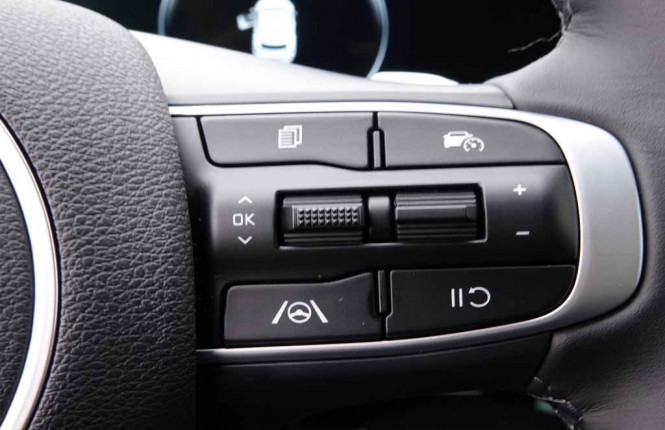 KIA_KIA_SPORTAGE_2547596_80.jpg
