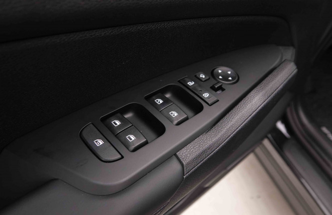 KIA_KIA_SPORTAGE_2549513_21.jpg