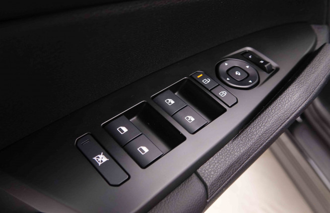 KIA_KIA_SPORTAGE_2549739_22.jpg