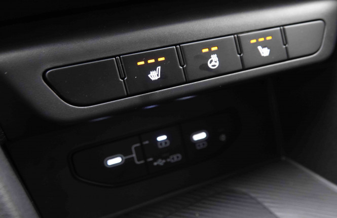 KIA_KIA_SPORTAGE_2549743_17.jpg