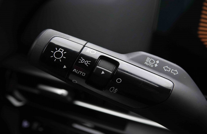 KIA_KIA_SPORTAGE_2549756_18.jpg KIA_KIA_SPORTAGE_2549756_18.jpg