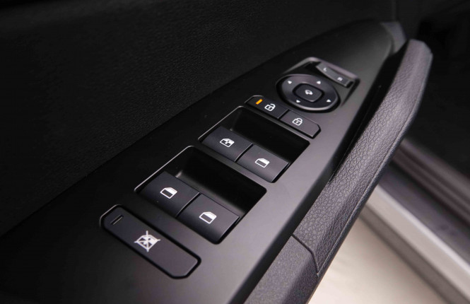 KIA_KIA_SPORTAGE_2549756_22.jpg KIA_KIA_SPORTAGE_2549756_22.jpg