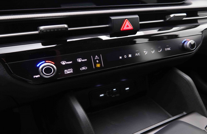 KIA_KIA_SPORTAGE_2549764_15.jpg KIA_KIA_SPORTAGE_2549764_15.jpg