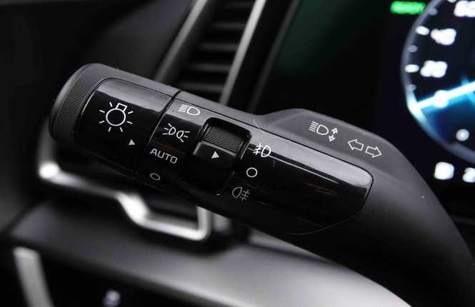 KIA_KIA_SPORTAGE_2550321_22.jpg