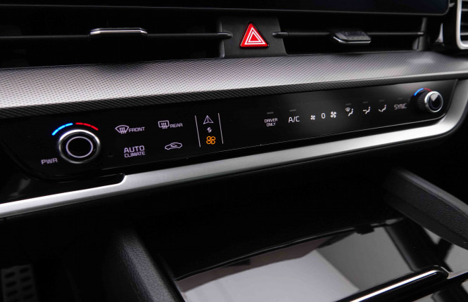 KIA_KIA_SPORTAGE_2550325_16.jpg