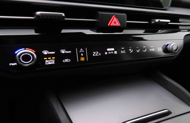 KIA_KIA_SPORTAGE_2550695_16.jpg KIA_KIA_SPORTAGE_2550695_16.jpg