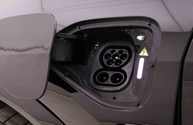 LOTUS_LOTUS_ELETRE_2547231_42.jpg