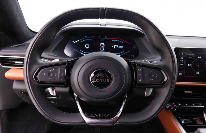 LOTUS_LOTUS_EMIRA_2547217_14.jpg