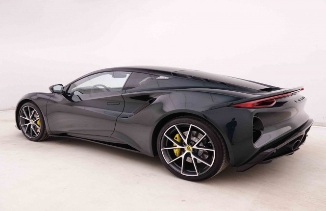 LOTUS_LOTUS_EMIRA_2547217_33.jpg