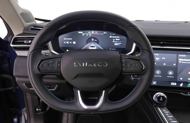 LYNKCO_LYNKCO_01_2551778_41.jpg LYNKCO_LYNKCO_01_2551778_41.jpg