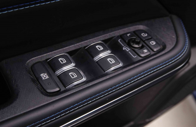 LYNKCO_LYNKCO_01_2551778_77.jpg LYNKCO_LYNKCO_01_2551778_77.jpg